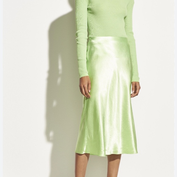 Vince Satin Flare Midi Elastic Waist Slip Guava Green Skirt. Size S. - Picture 1 of 5